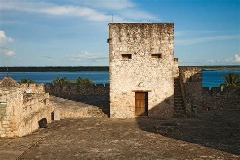  El Fuerte de San Felipe: ¡Un Tesoro Histórico con Vistas Espectculares!