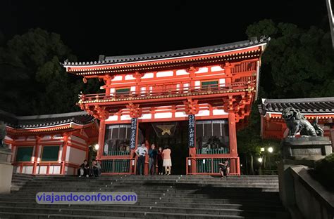 El Templo Yasaka: Una joya arquitectónica y un portal a la historia de Kyoto