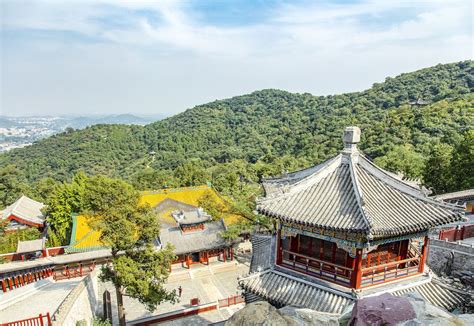  ¿Te atreves a explorar la misteriosa Fortaleza de Xiangshan en Laibin? Un viaje al pasado imperial y vistas panorámicas impresionantes!